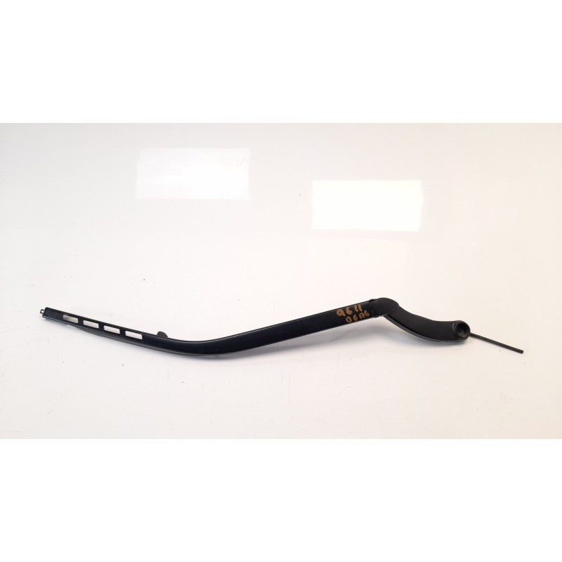 Recambio de brazo limpia delantero derecho para jaguar xf 3.0 v6 diesel s premium luxury referencia OEM IAM C2D30566  