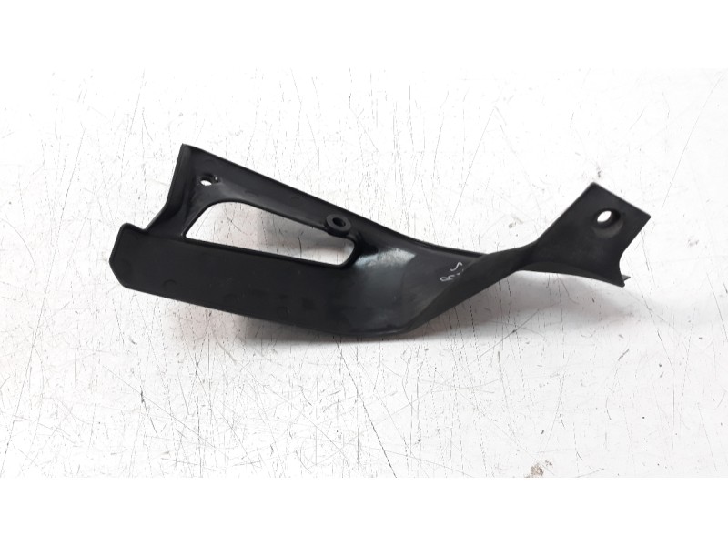 Recambio de moldura para ducati scrambler referencia OEM IAM 48212061A  
