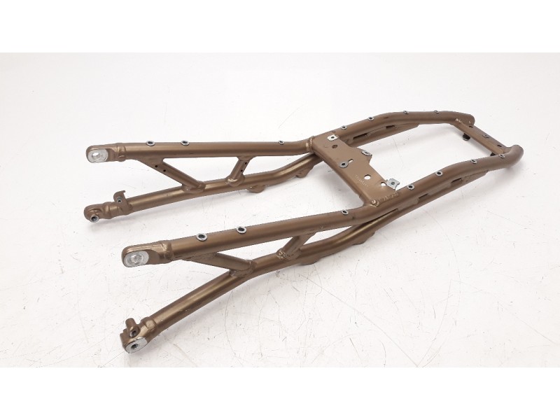 Recambio de subchasis trasero para bmw s 1000 rr s 1000 rr referencia OEM IAM 835999004  