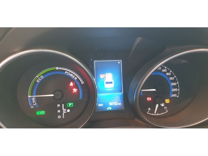 toyota auris touring sports (e18) del año 2017