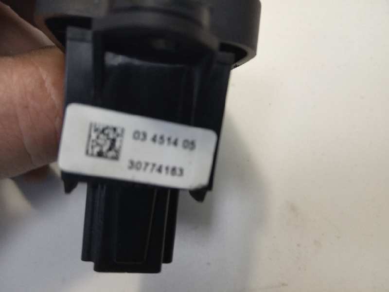 Recambio de mando elevalunas delantero derecho para volvo v50 familiar 2.4 momentum referencia OEM IAM 30774162  