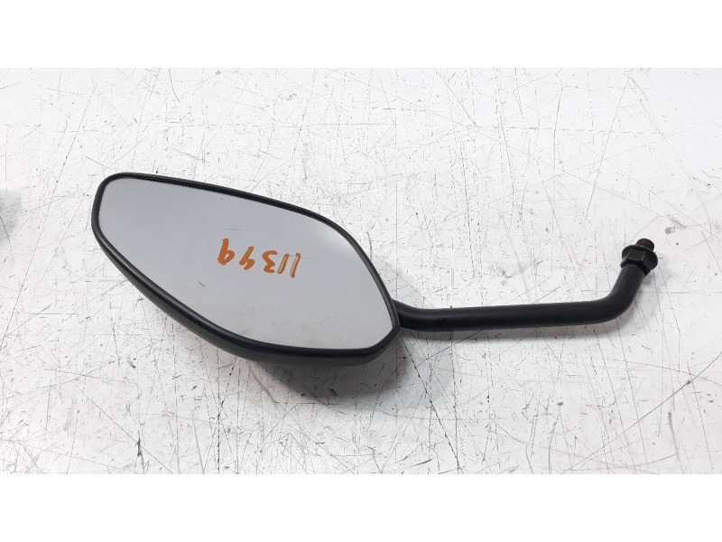 Recambio de retrovisor derecho para ducati scrambler referencia OEM IAM 52310492B  