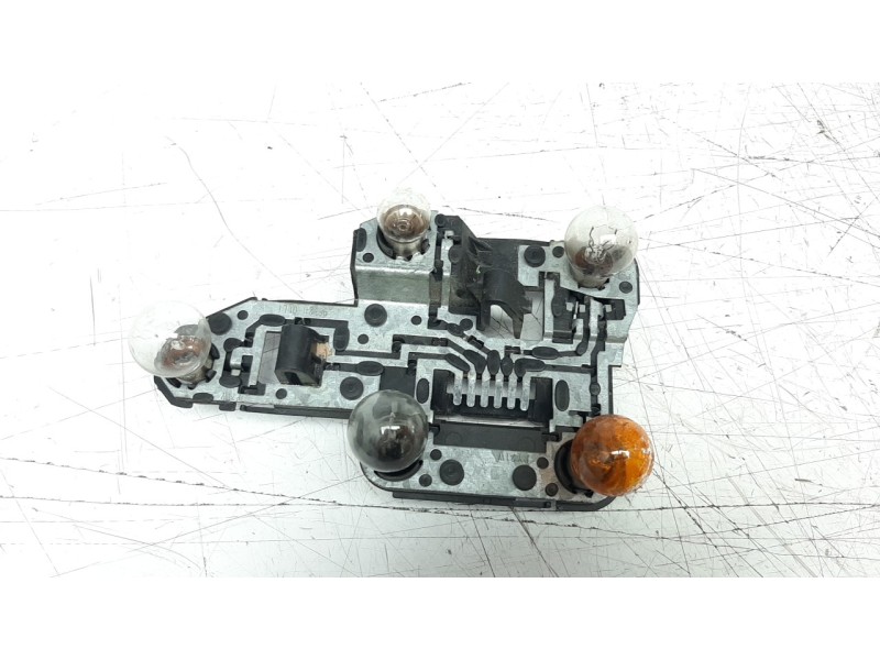 Recambio de portalamparas para seat ibiza (6k) 1.4 referencia OEM IAM 96223900  