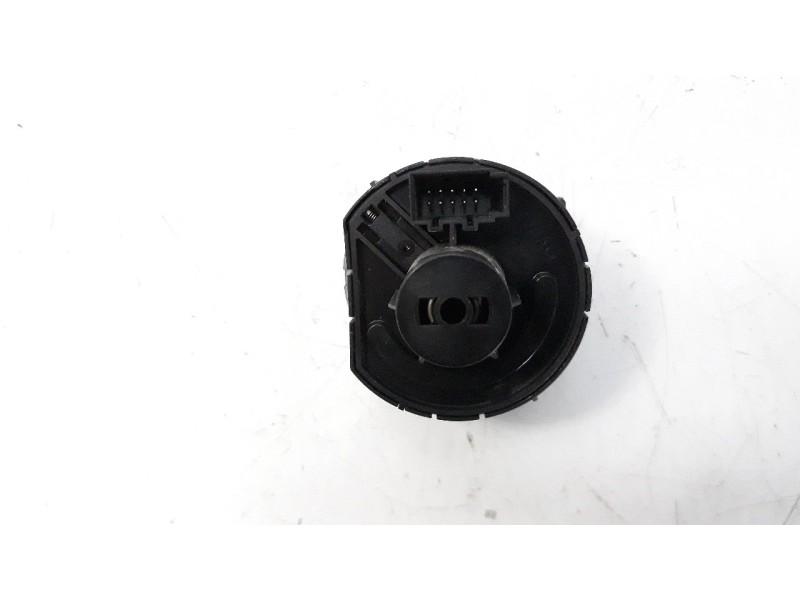 Recambio de mando luces para volkswagen polo edition referencia OEM IAM 5G0941431S  