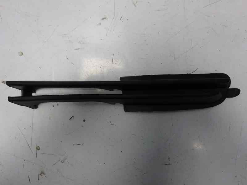 Recambio de rejilla paragolpes delantero para bmw serie 3 berlina (e46) referencia OEM IAM 51118226611 107060805 BM0182124