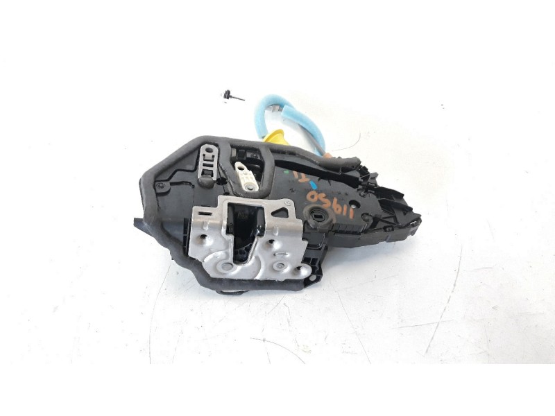 Recambio de cerradura puerta trasera izquierda para bmw serie 1 lim. (f40) 120i referencia OEM IAM 7956143  