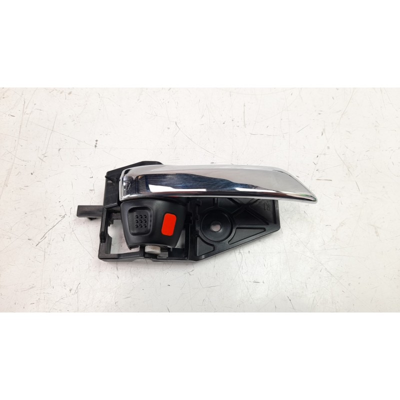 Recambio de maneta interior trasera derecha para suzuki vitara 1.4 16v boosterjet cat referencia OEM IAM   
