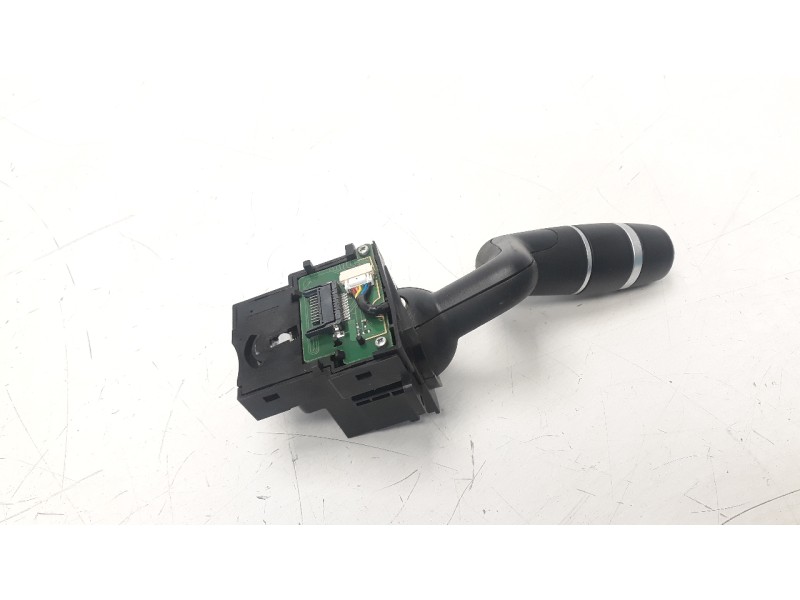 Recambio de mando intermitentes para land rover evoque 2.2 td4 cat referencia OEM IAM BJ323F972BB  