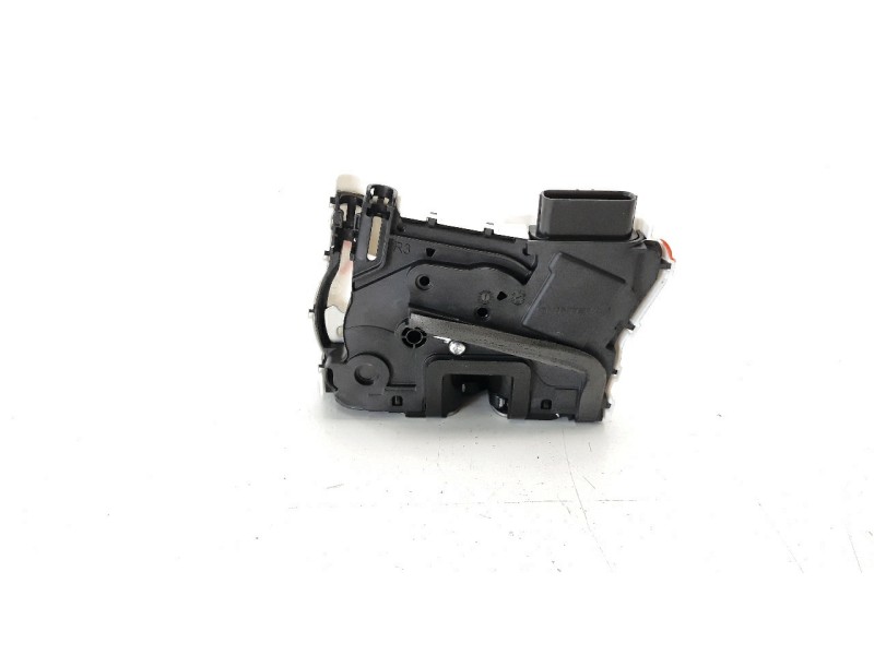 Recambio de cerradura puerta delantera derecha para mg zs comfort referencia OEM IAM 10645781  