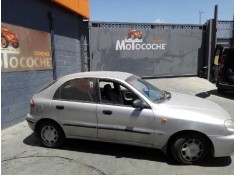 daewoo lanos del año 1999