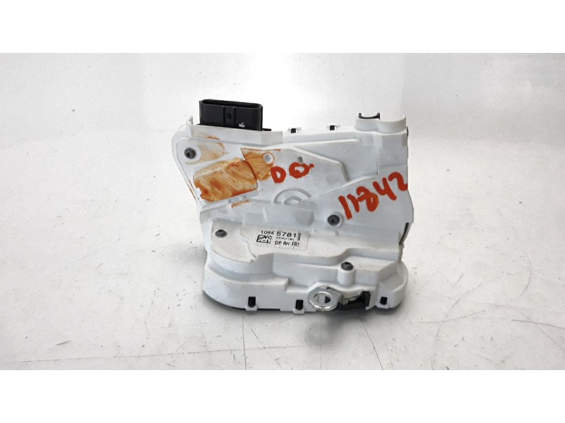 Recambio de cerradura puerta delantera derecha para mg zs comfort referencia OEM IAM 10645781  