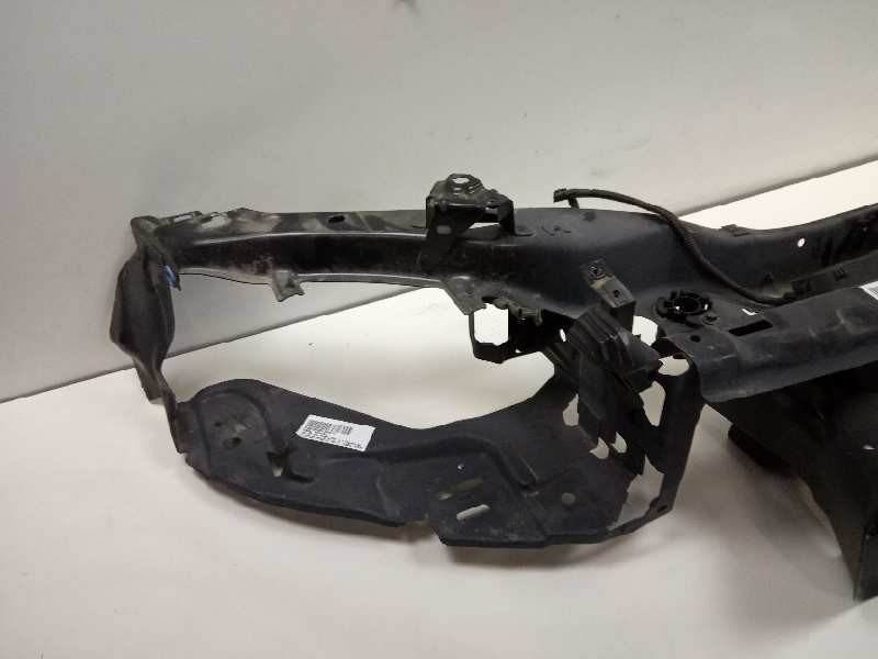 Recambio de panel frontal para volvo v50 familiar 2.4 momentum referencia OEM IAM 31335263 109240670 