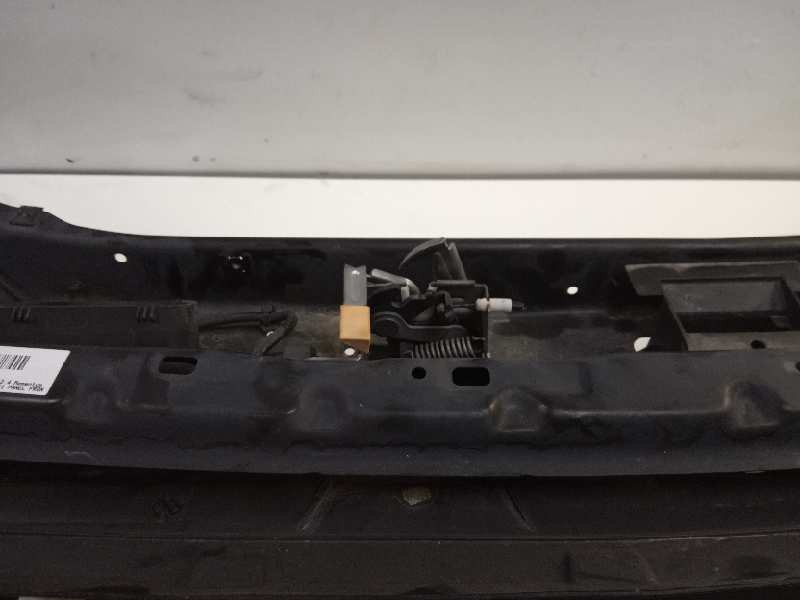 Recambio de panel frontal para volvo v50 familiar 2.4 momentum referencia OEM IAM 31335263 109240670 