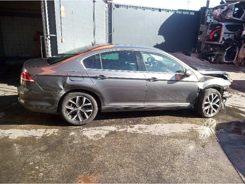 volkswagen passat lim. (3g2) del año 2016