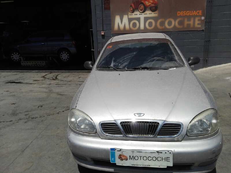 daewoo lanos del año 1999