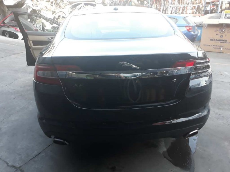 jaguar xf del año 2010