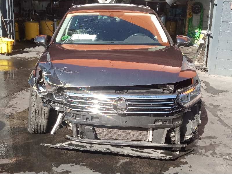 volkswagen passat lim. (3g2) del año 2016