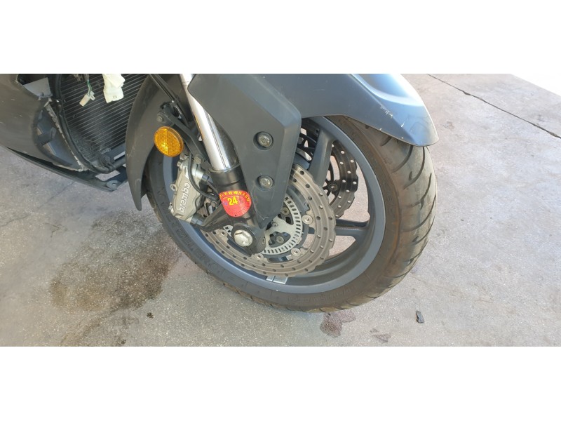 Recambio de llanta para kymco ak550 referencia OEM IAM 44600LGC6305JDA  