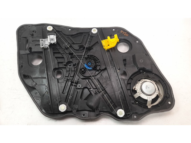 Recambio de elevalunas delantero derecho para kia niro referencia OEM IAM 82480AT060  