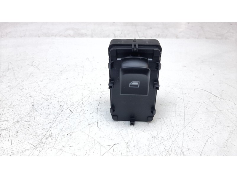 Recambio de mando elevalunas delantero derecho para mg zs comfort referencia OEM IAM 10470989  