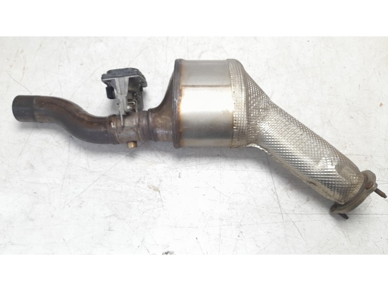 Recambio de catalizador para audi a4 avant (8w5) sport edition referencia OEM IAM 4G0131703AE 8K0230CA 