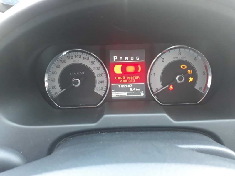 jaguar xf del año 2010