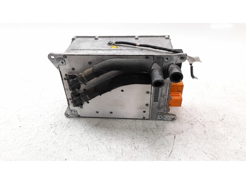 Recambio de alternador para audi q7 4mg referencia OEM IAM 5QE915681CA  