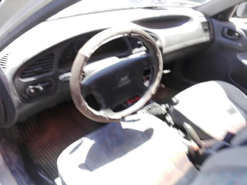 daewoo lanos del año 1999