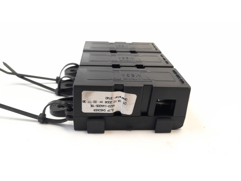 Recambio de caja reles / fusibles para jaguar xf 3.0 v6 diesel s premium luxury referencia OEM IAM 5605003090  