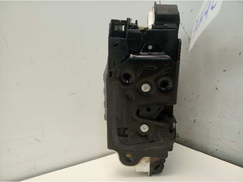 Recambio de cerradura puerta delantera derecha para seat ibiza st (6j8) style referencia OEM IAM 5N1837016F CRDVW1108 