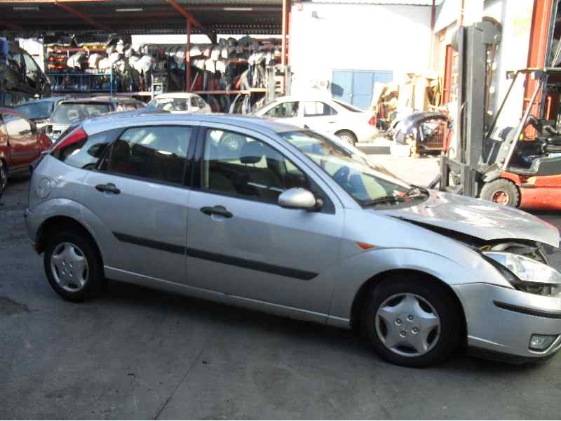 ford focus berlina (cak) del año 2003