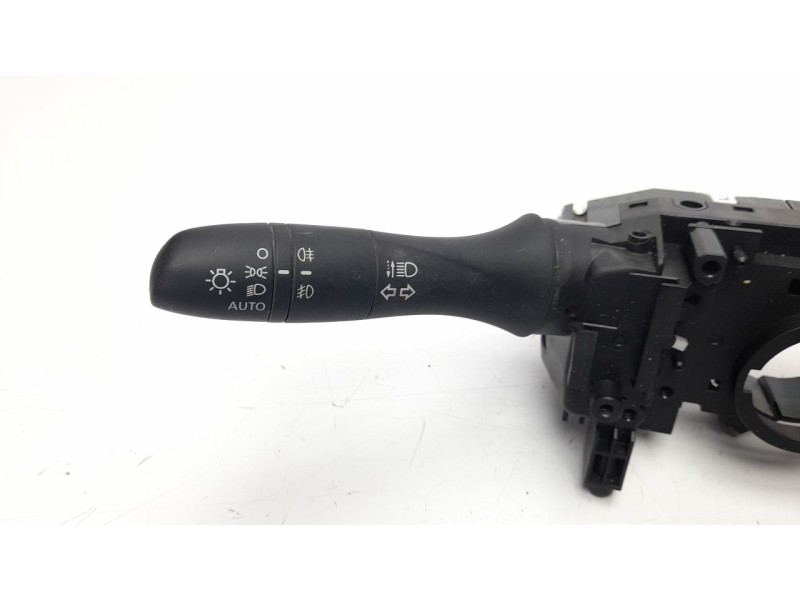 Recambio de mando multifuncion para nissan pulsar (c13) acenta referencia OEM IAM 17X31SD2  