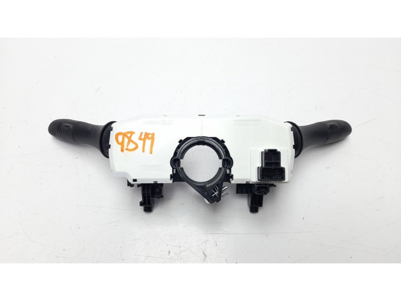 Recambio de mando multifuncion para nissan pulsar (c13) acenta referencia OEM IAM 17X31SD2  