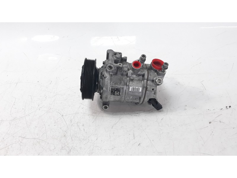 Recambio de compresor aire acondicionado para audi a4 avant (8w5) sport edition referencia OEM IAM 4M0816803 320059 320193