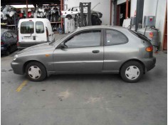 daewoo lanos del año 2001 2