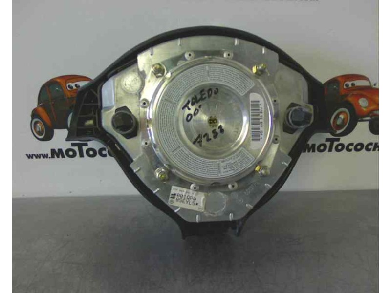 Recambio de airbag delantero izquierdo para seat toledo (1m2) referencia OEM IAM 1M0880201K  7288