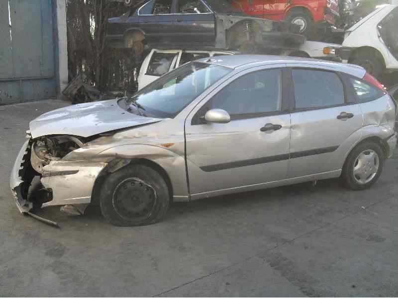 ford focus berlina (cak) del año 2003
