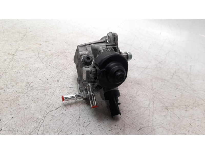 Recambio de bomba inyeccion para hyundai tucson classic blue referencia OEM IAM 331002A600  