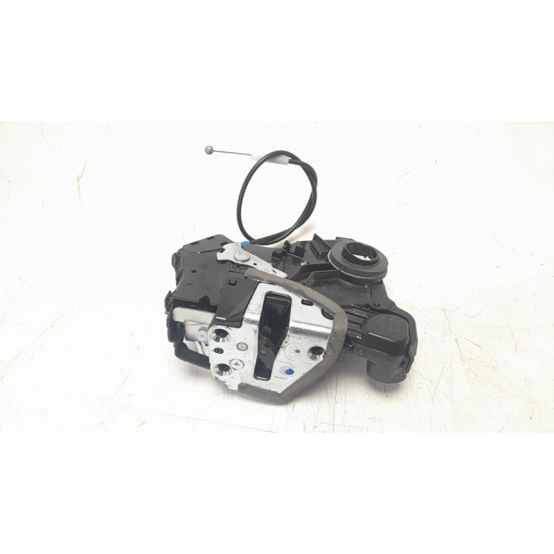 Recambio de cerradura puerta delantera derecha para toyota auris touring sports (e18) hybrid active business plus referencia OEM