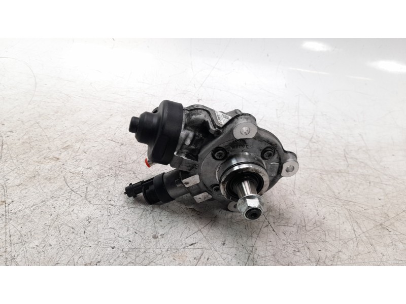 Recambio de bomba inyeccion para hyundai tucson classic blue referencia OEM IAM 331002A600  