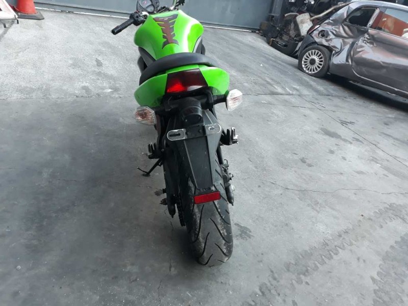 kawasaki er 6 del año 2010