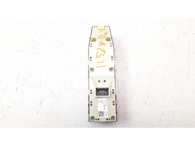 Recambio de mando elevalunas delantero izquierdo para kia niro referencia OEM IAM 93571AT360  