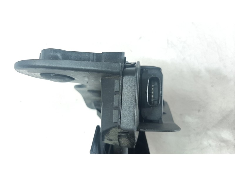 Recambio de potenciometro pedal para mazda 2 lim. () 1.5 16v cat referencia OEM IAM GHK341600G  