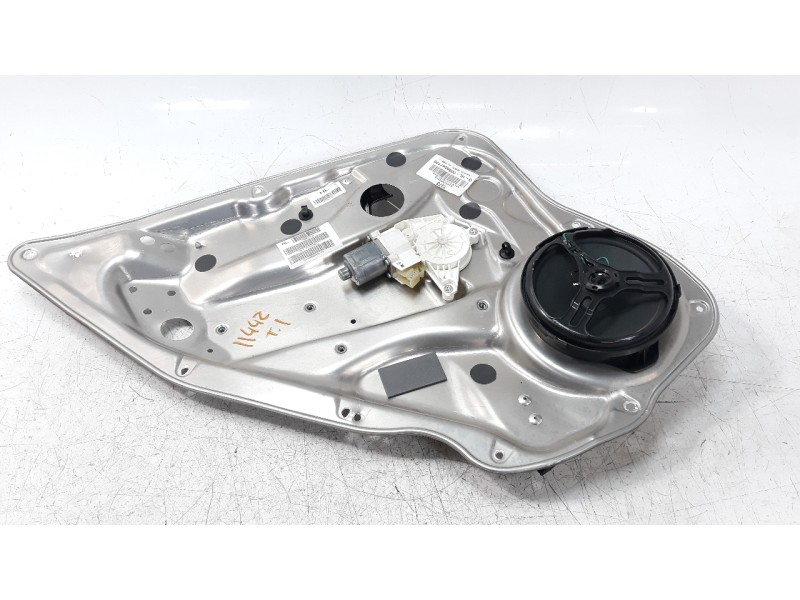 Recambio de elevalunas trasero izquierdo para mercedes-benz clase c (w204) berlina 2.2 cdi cat referencia OEM IAM A2047300379  