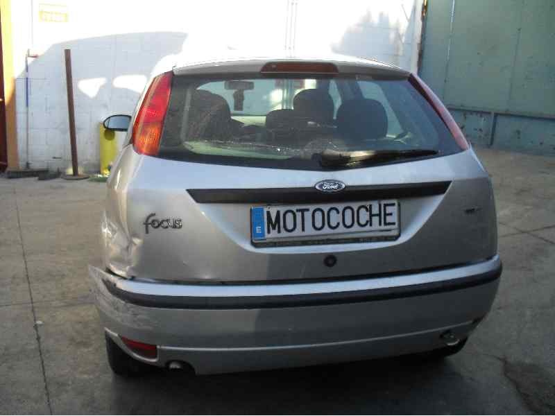 ford focus berlina (cak) del año 2003