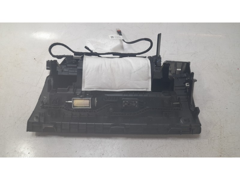 Recambio de guantera para tesla model 3 ev referencia OEM IAM 108334081K  