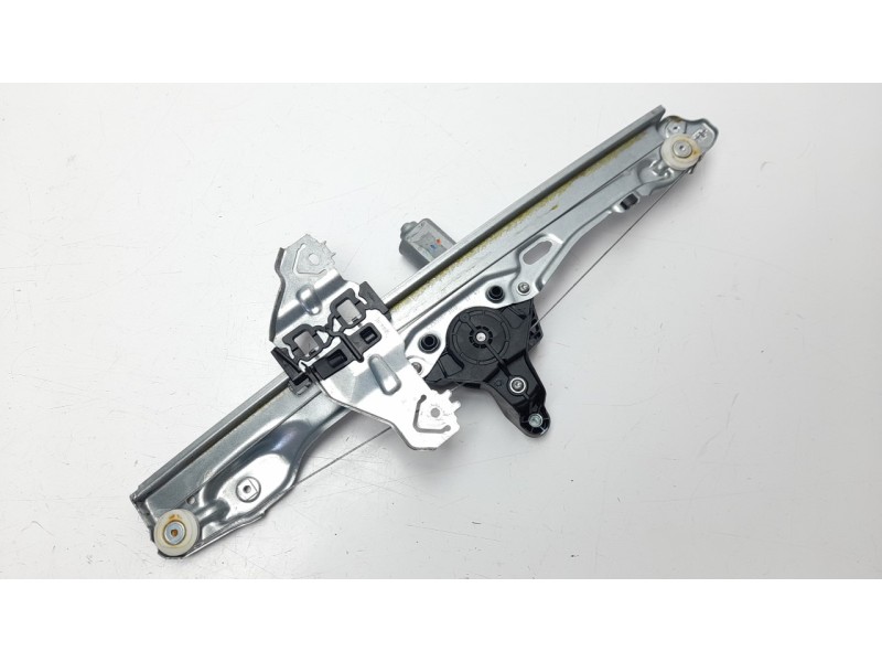Recambio de elevalunas delantero derecho para nissan pulsar (c13) acenta referencia OEM IAM 807003ZL0B  