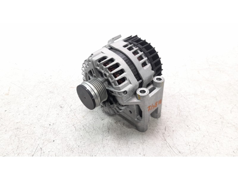 Recambio de alternador para mg zs comfort referencia OEM IAM 10582349  