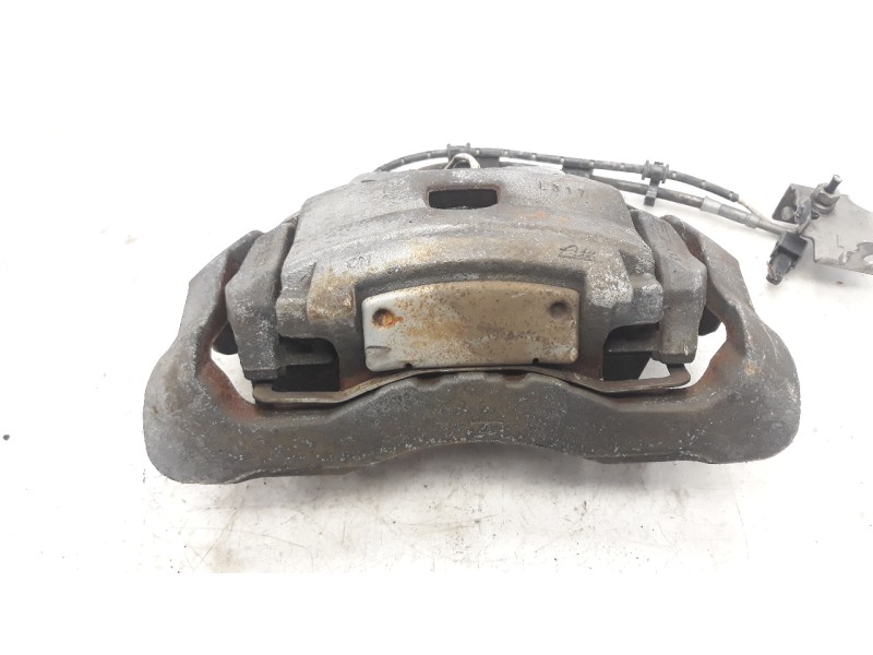 Recambio de pinza de freno delantera izquierda para jaguar xf 3.0 v6 diesel s premium luxury referencia OEM IAM C2D3107  