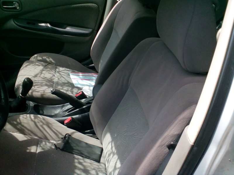 nissan almera (n16/e) del año 2002